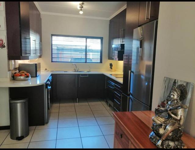 2 BEDROOM PROPERTY TO RENT IN SOLHEIM
